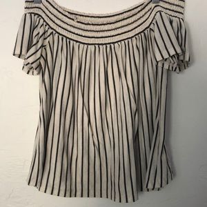 American Eagle off the shoulder top
